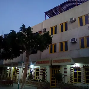 pharaohs-hotel.hotels-luxor-egypt.com/